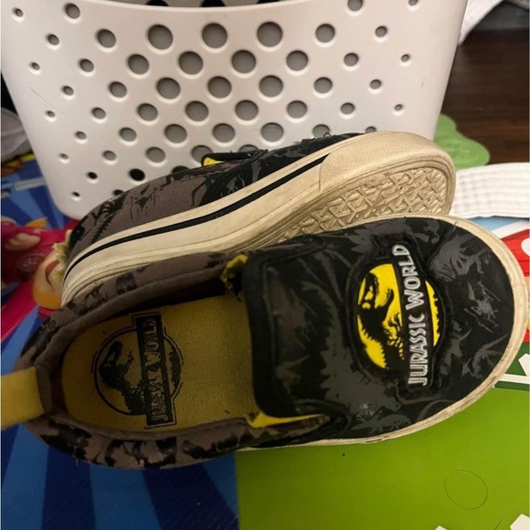 Toddler boy shoes 5T-6T - Picture 4 of 9